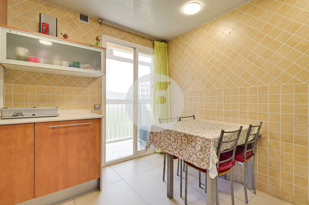 ÁTICO LUMINOSO CON BALCÓN Y 4 HABITACIONES EN CAN PANTIQUET, MOLLET DEL VALLES - imagen 16