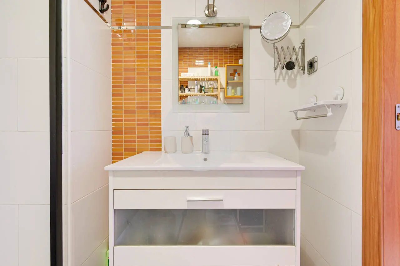 ÁTICO LUMINOSO CON BALCÓN Y 4 HABITACIONES EN CAN PANTIQUET, MOLLET DEL VALLES - imagen 36