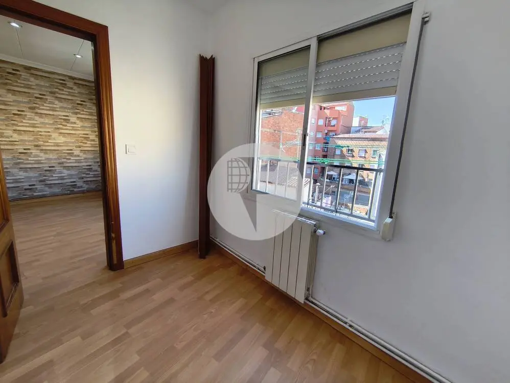 ¡Piso muy luminoso de 3 habitaciones junto a la estación Mollet-Santa Rosa! - imagen 17