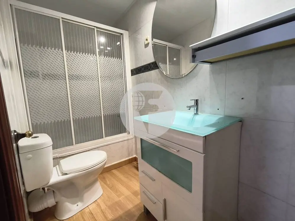 ¡Piso muy luminoso de 3 habitaciones junto a la estación Mollet-Santa Rosa! - imagen 22