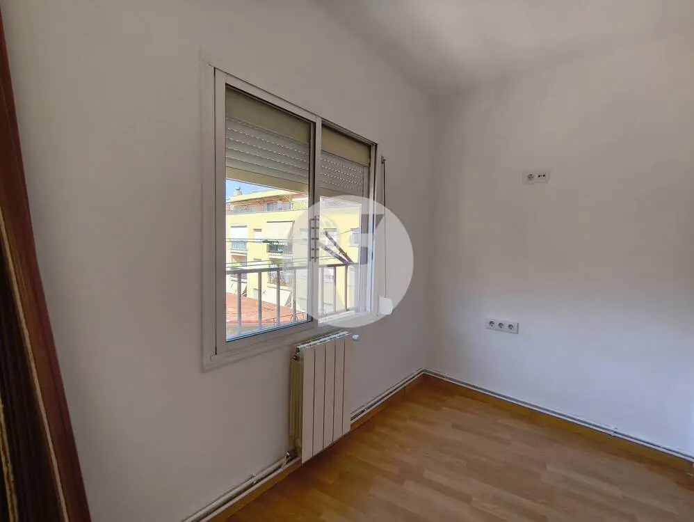 ¡Piso muy luminoso de 3 habitaciones junto a la estación Mollet-Santa Rosa! - imagen 18