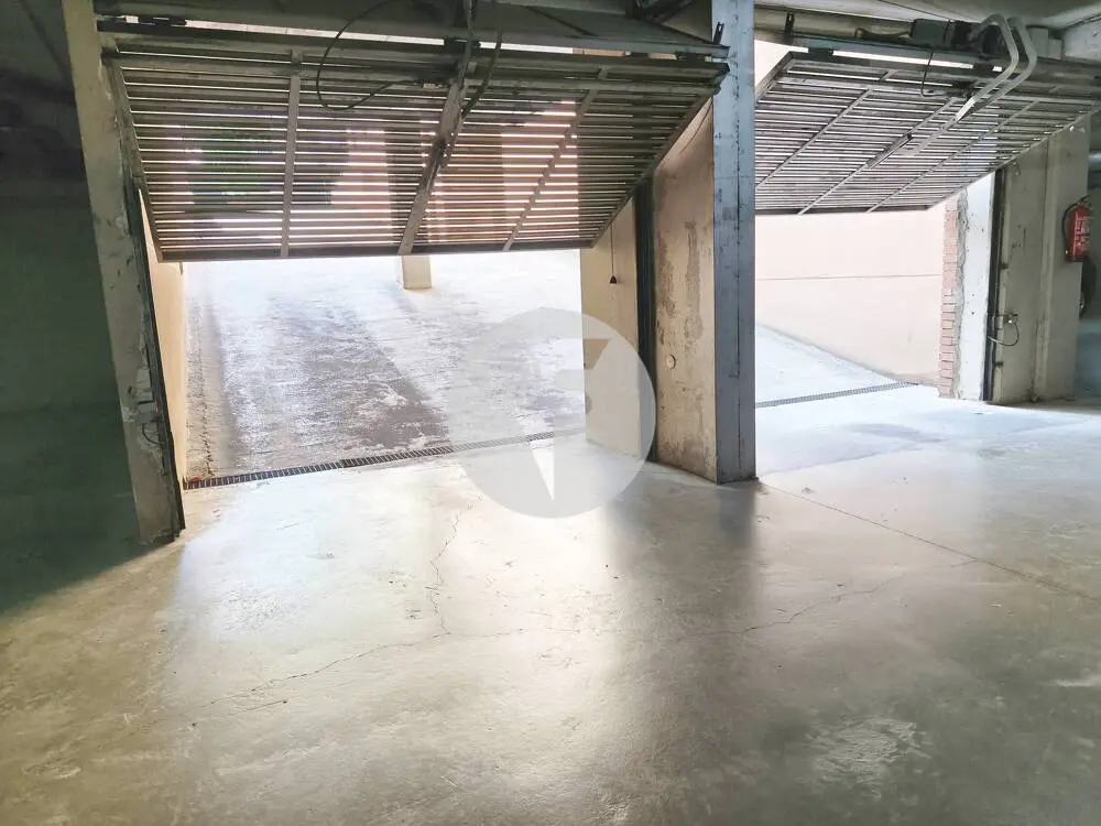 PLANTA BAJA CON TERRAZA, PISCINA Y PLAZA DE PARKING EN CAN BORRELL - imagen 26