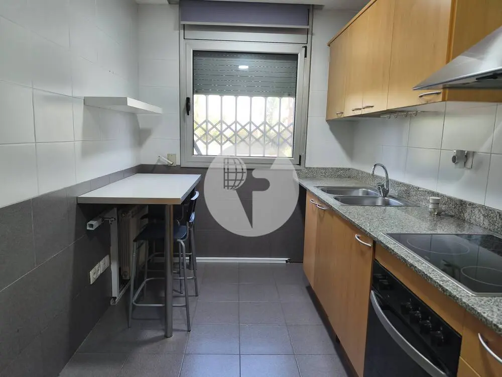 PLANTA BAJA CON TERRAZA, PISCINA Y PLAZA DE PARKING EN CAN BORRELL - imagen 7