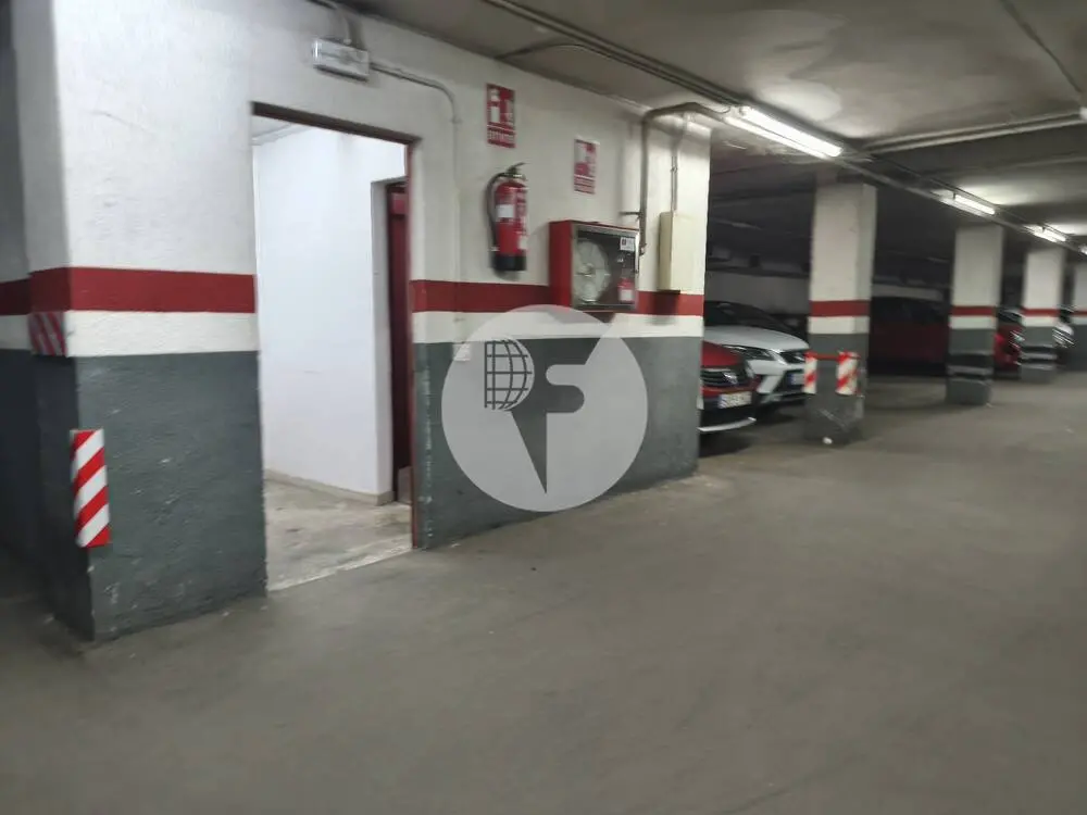 Plazas de aparcamiento en zona Can Pantiquet/ Vallehermoso de Mollet del Valles. - imagen 10