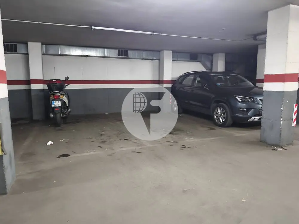 Plazas de aparcamiento en zona Can Pantiquet/ Vallehermoso de Mollet del Valles. - imagen 9