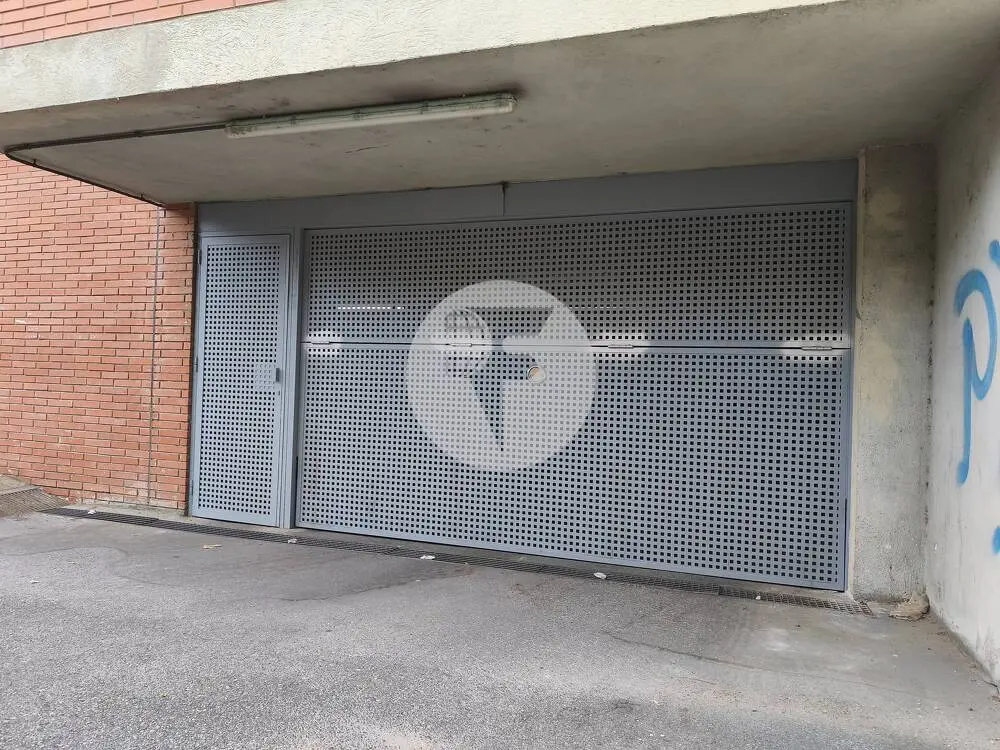 Plazas de aparcamiento en zona Can Pantiquet/ Vallehermoso de Mollet del Valles. - imagen 12