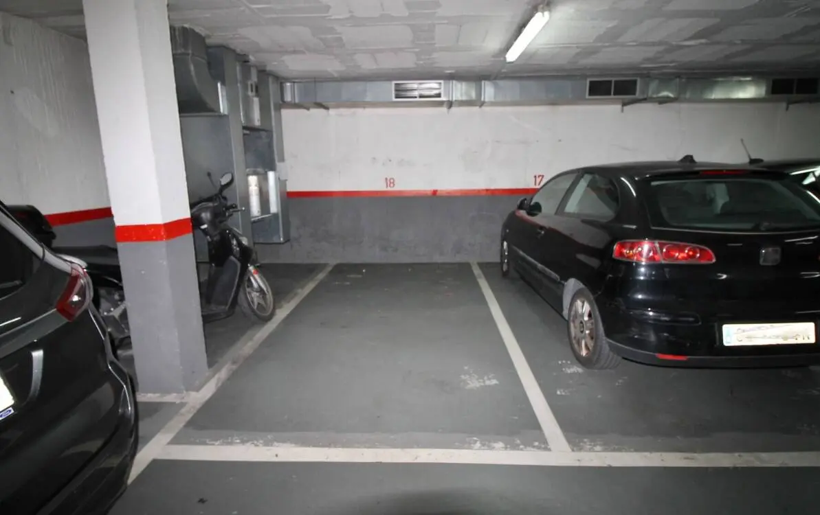 For sale 4 parking spaces in Mollet del Vallès #2