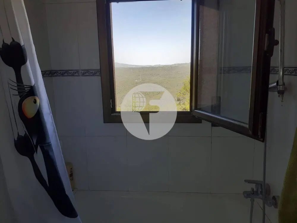 Large house with spectacular panoramic views to El Farell 15