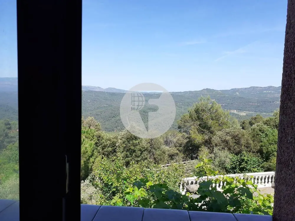 Large house with spectacular panoramic views to El Farell 16