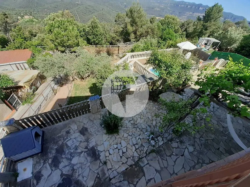 Large house with spectacular panoramic views to El Farell 2