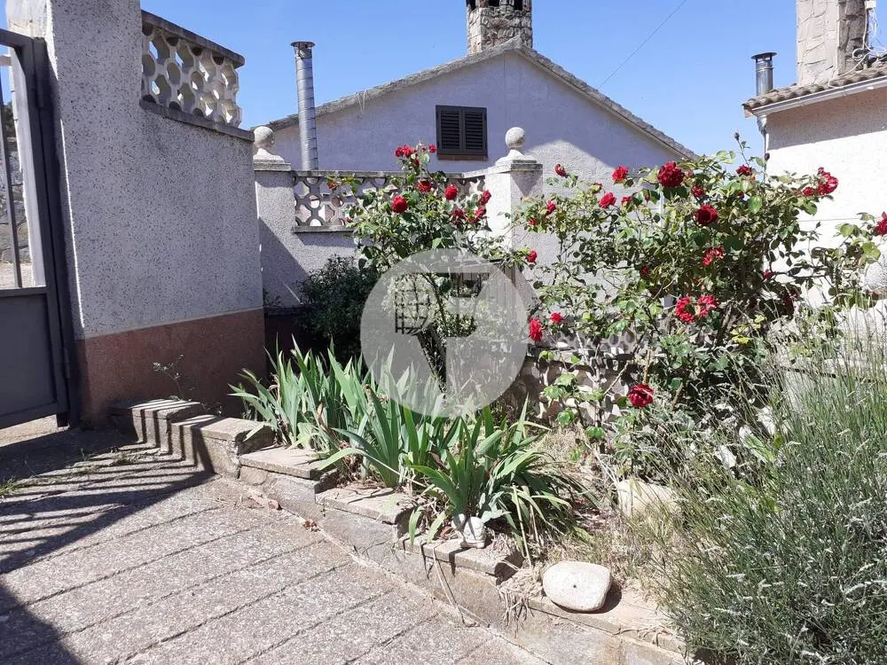 Large house with spectacular panoramic views to El Farell 31