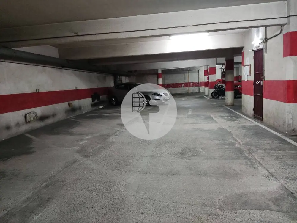 Plaça d'aparcament en venda a Mollet del Vallès 2