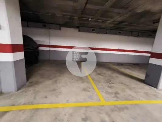 Plaza de parking en venta en Ronda Can Fàbregas, Mollet del Vallès