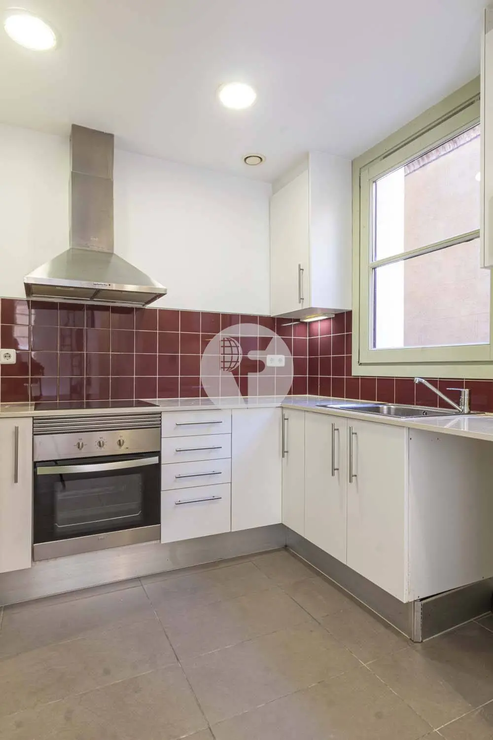 Two bedrooms in the heart of the city 6