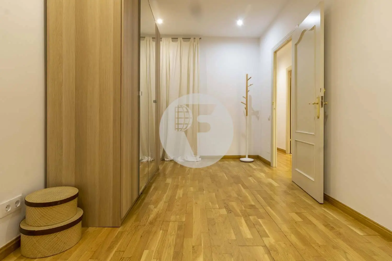 Furnished and equipped on Rosselló Street 22