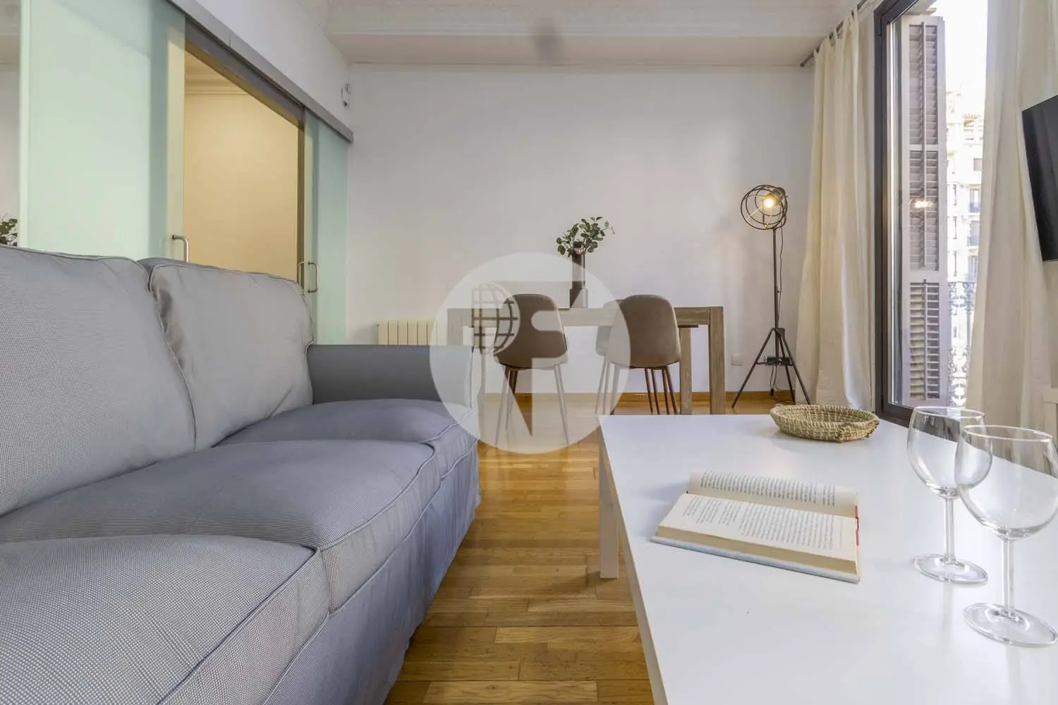Furnished and equipped on Rosselló Street 5