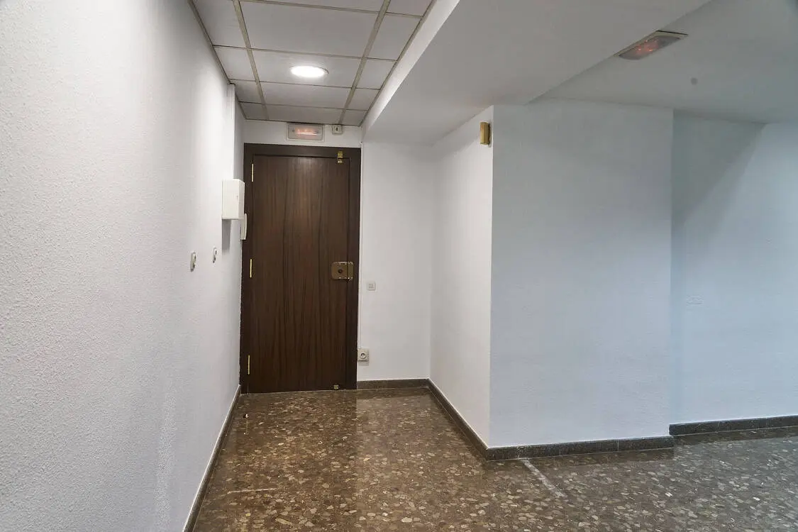 Office for rent on Josep Tarradellas Avenue 5