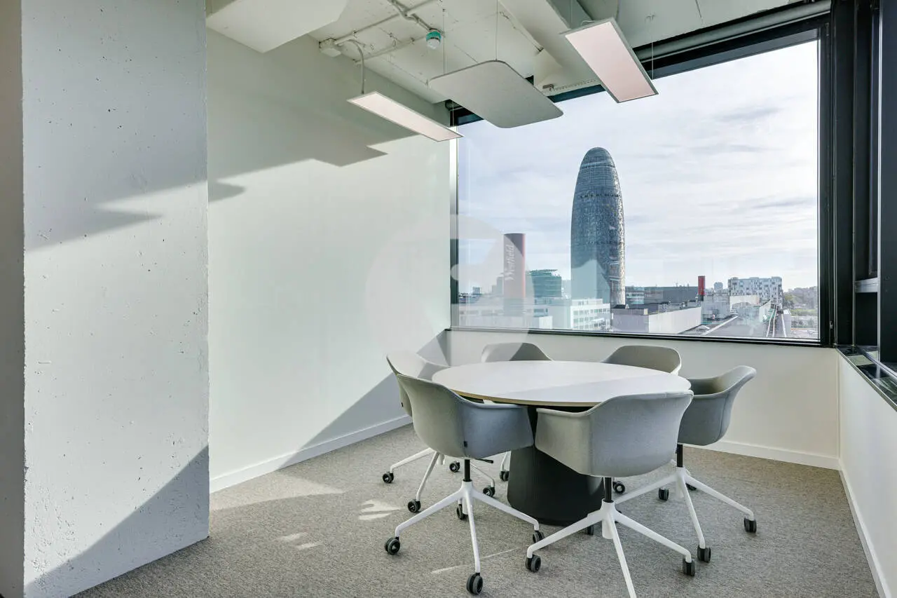 TORRE LLACUNA: EL NUEVO REFERENTE EMPRESARIAL DEL 22@ - imagen 11