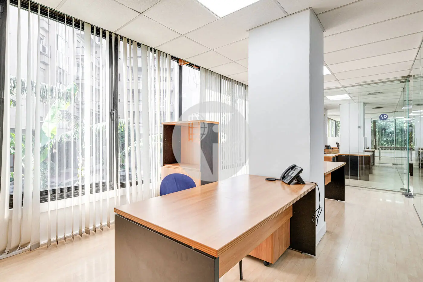 TRAVESSERA DE LES CORTS - imagen 28