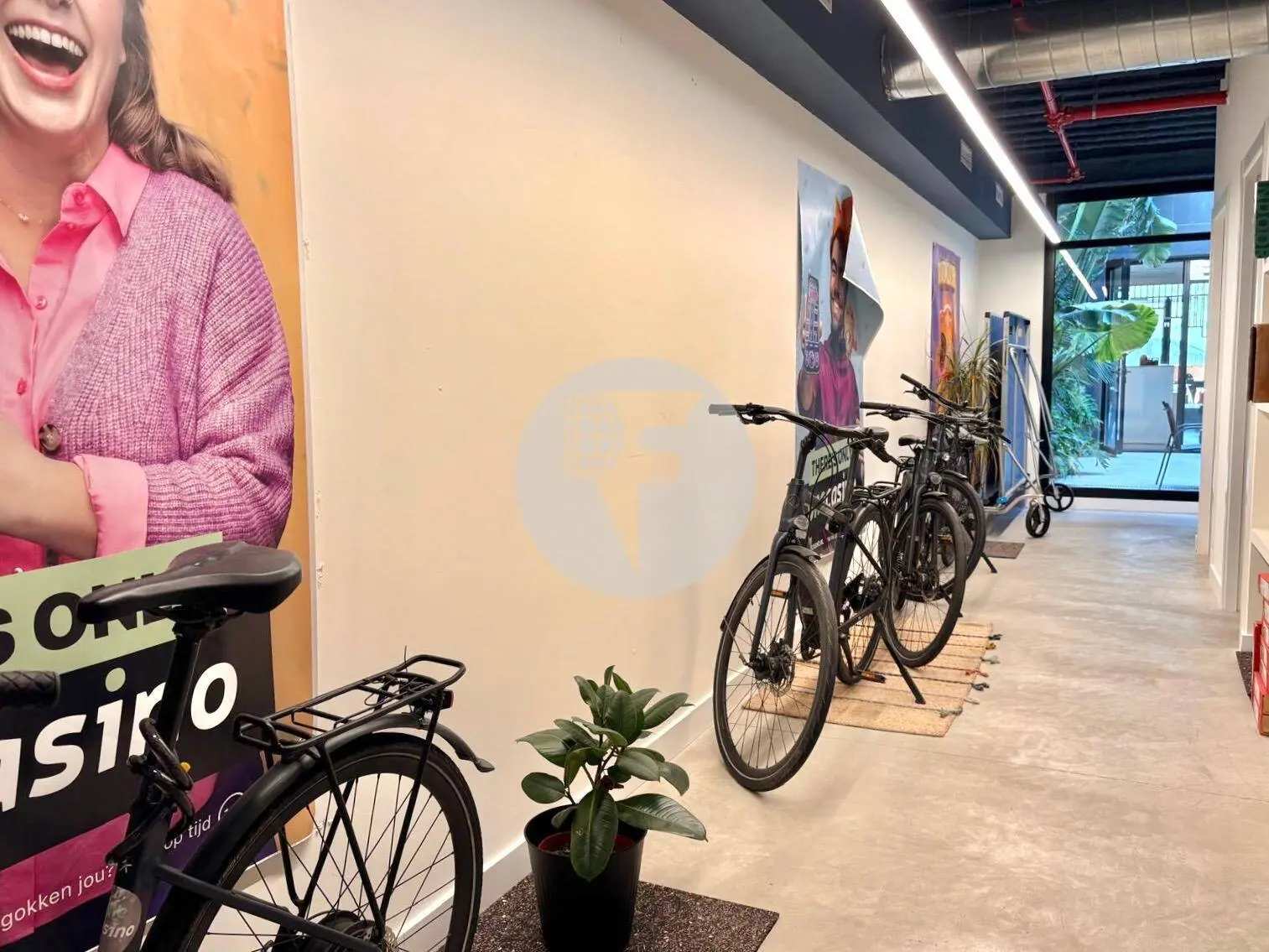 OFICINA DE DISEÑO EN POBLENOU - imagen 10