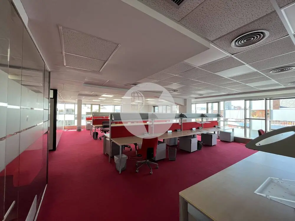 Oficina de 957 m² en alquiler en Eixample con capacidad para 90 puestos - imagen 4