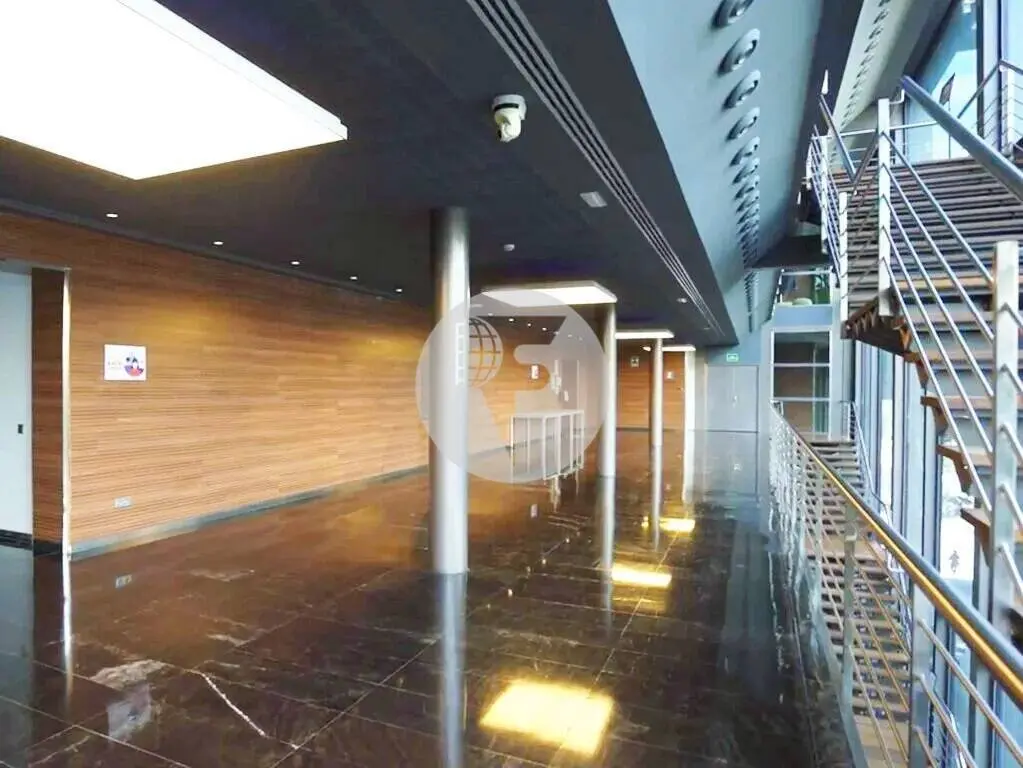 Oficina implantada en edificio corporativo junto a Plaza de les Glòries – Barcelona 22@ - imagen 4