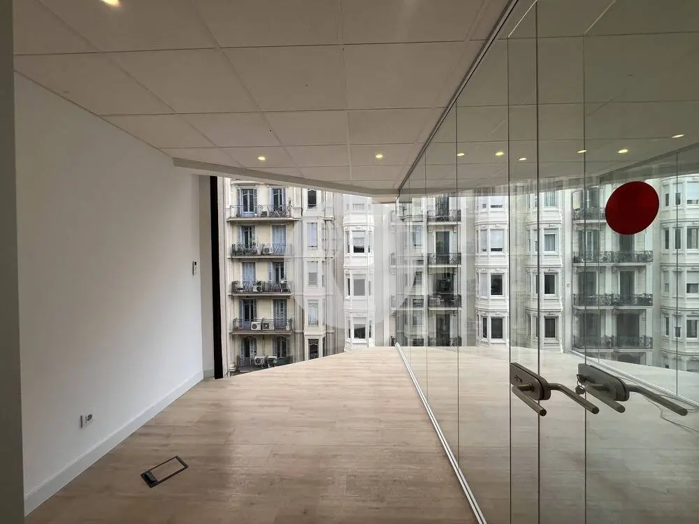 OFICINA CORPORATIVA IMPLANTADA EN MUNTANER JUNTO A AVENIDA DIAGONAL - imagen 5