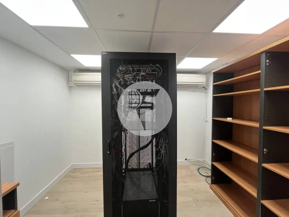 OFICINA CORPORATIVA IMPLANTADA EN MUNTANER JUNTO A AVENIDA DIAGONAL - imagen 17