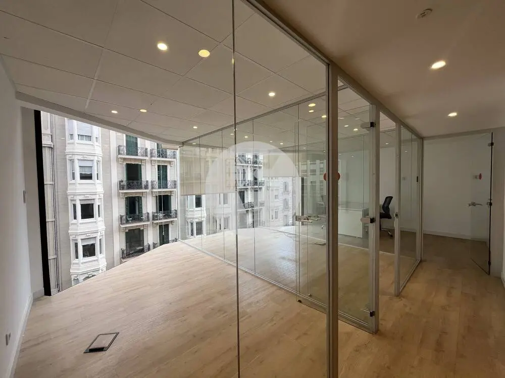 OFICINA CORPORATIVA IMPLANTADA EN MUNTANER JUNTO A AVENIDA DIAGONAL - imagen 2