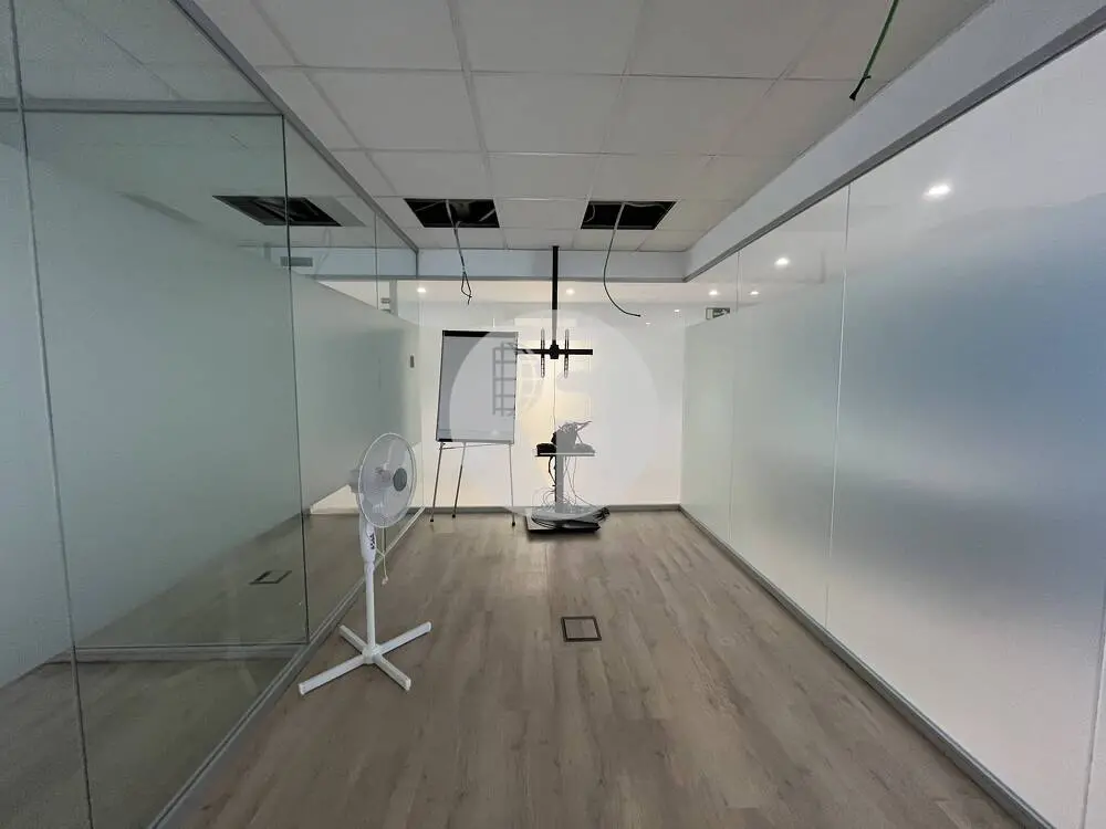 OFICINA CORPORATIVA IMPLANTADA EN MUNTANER JUNTO A AVENIDA DIAGONAL - imagen 13