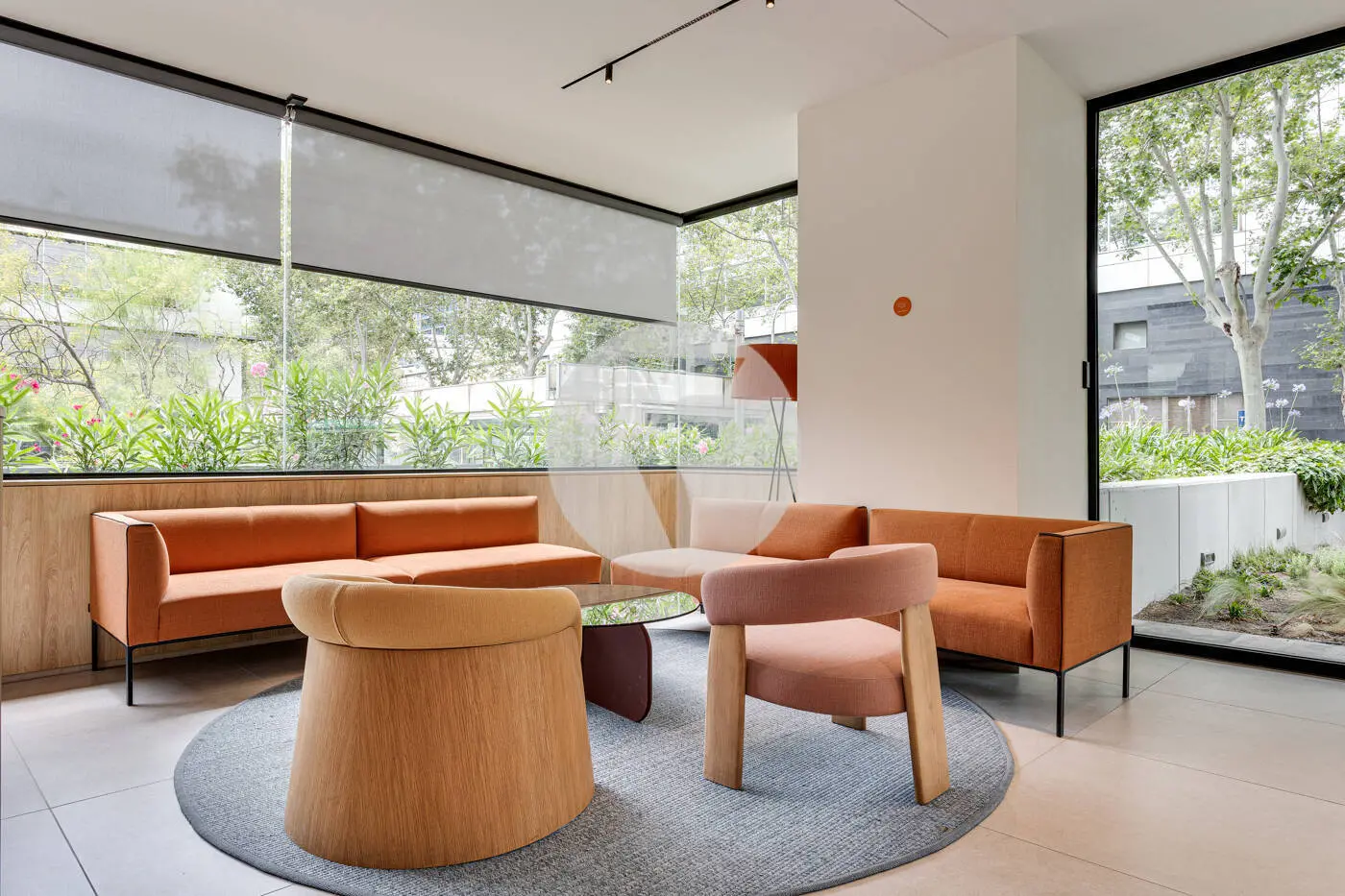 OFICINA PLUG & PLAY EN TORRE LLACUNA – TERRAZA PRIVADA Y VISTAS EN EL 22@ - imagen 24