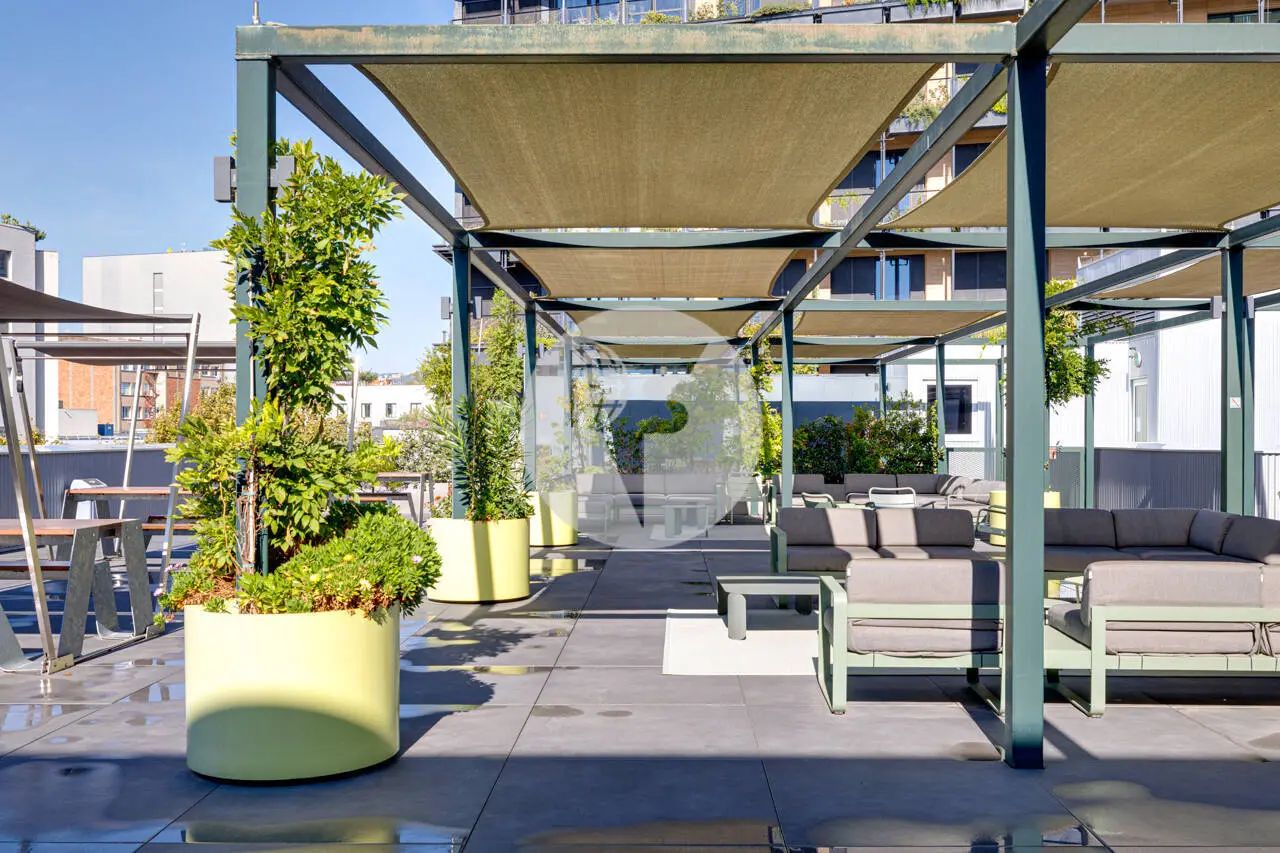 OFICINAS EN ALQUILER EN EL 22@ DE BARCELONA CON ROOFTOP - imagen 21