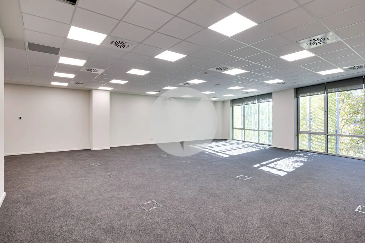 OFICINA DE 213 M² EN ALQUILER EN PALLARS, 22@ BARCELONA, CON ROOFTOP - imagen 6
