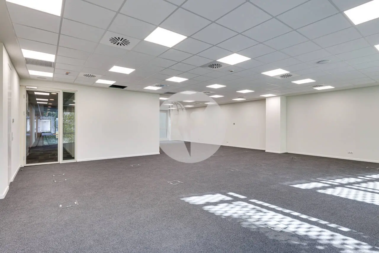 OFICINA DE 213 M² EN ALQUILER EN PALLARS, 22@ BARCELONA, CON ROOFTOP - imagen 9