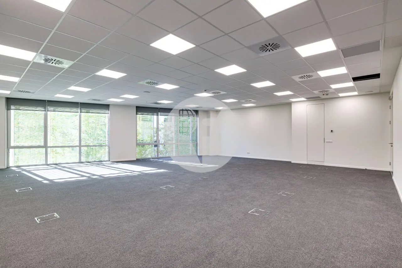 OFICINA DE 213 M² EN ALQUILER EN PALLARS, 22@ BARCELONA, CON ROOFTOP - imagen 23