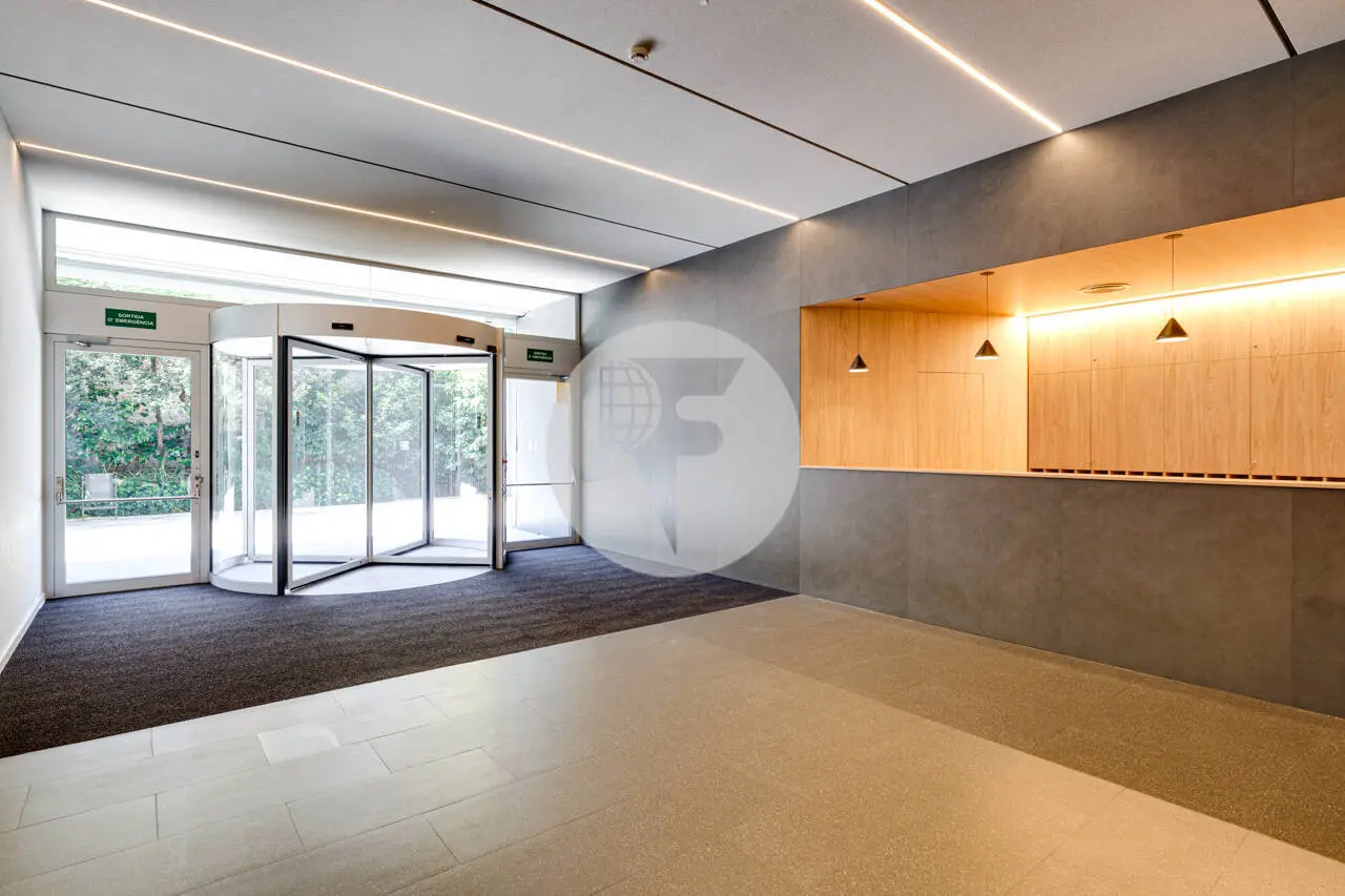 OFICINA DE 213 M² EN ALQUILER EN PALLARS, 22@ BARCELONA, CON ROOFTOP - imagen 17