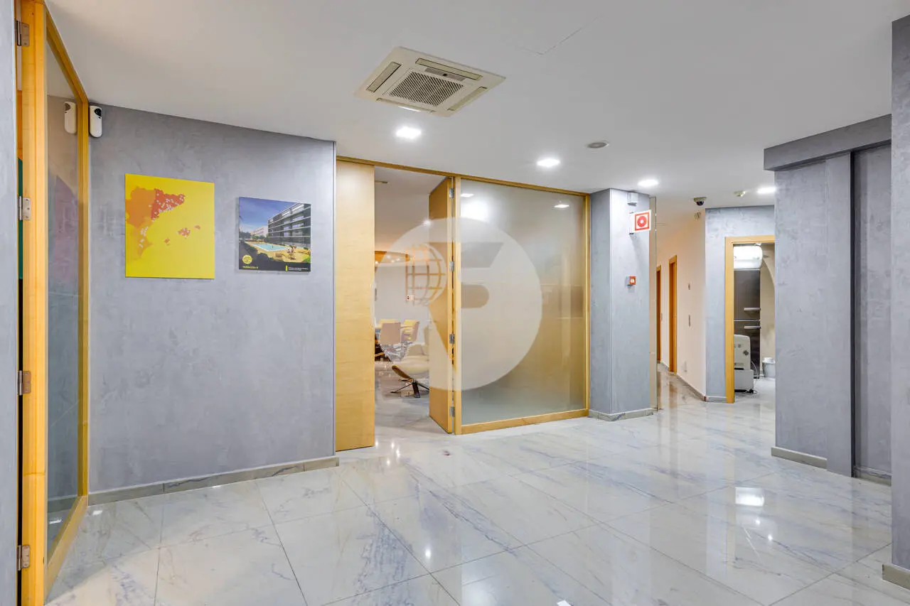 OFICINA PLUG&PLAY EN ALQUILER EN EL EIXAMPLE, JUNTO AL HOSPITAL CLÍNIC - imagen 24