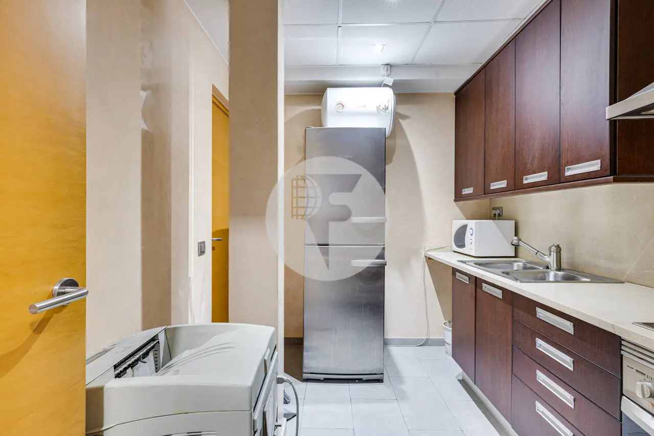 OFICINA PLUG&PLAY EN ALQUILER EN EL EIXAMPLE, JUNTO AL HOSPITAL CLÍNIC - imagen 9