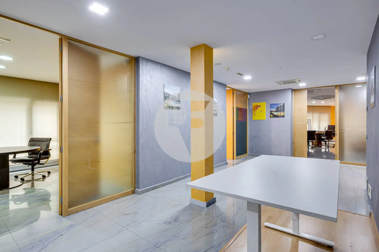 OFICINA PLUG&PLAY EN ALQUILER EN EL EIXAMPLE, JUNTO AL HOSPITAL CLÍNIC - imagen 23