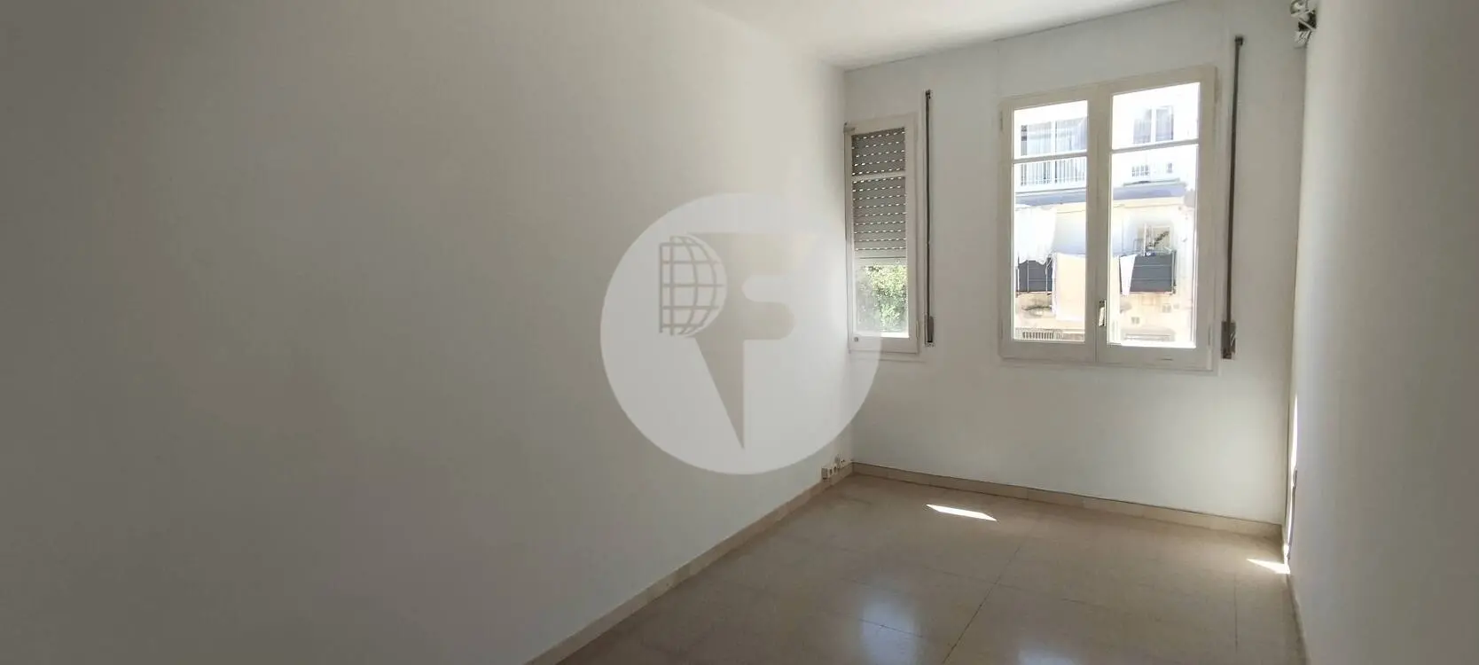 Oficina a segona planta - imagen 7