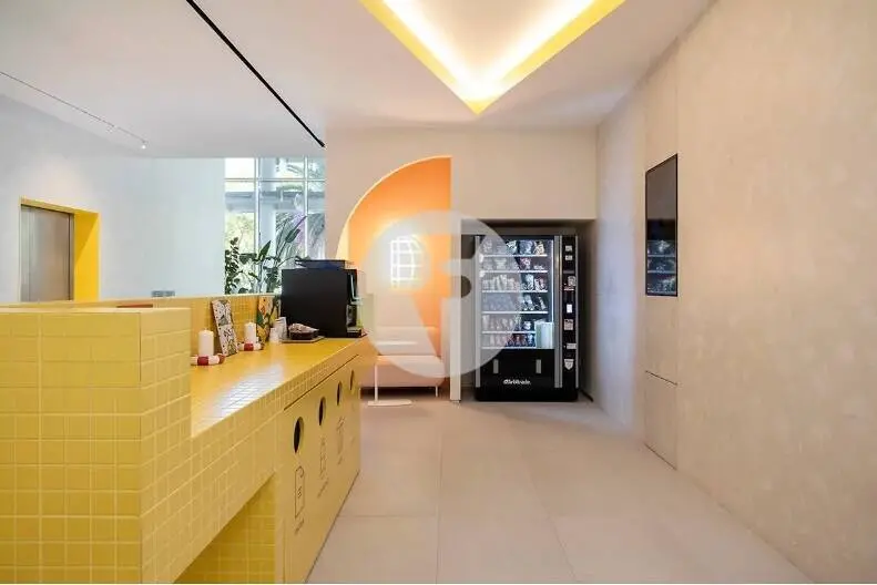 OFICINA IMPLANTADA DE 1.000 M² EN BLUE BUILDING, JUNTO AL MAR Y AL 22@ - imagen 8