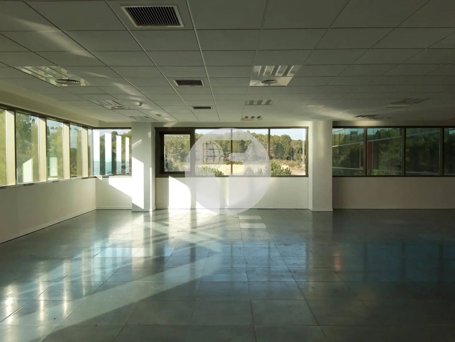 Oficina al Vallsolana Business Park. Sant Cugat del Vallès. 35