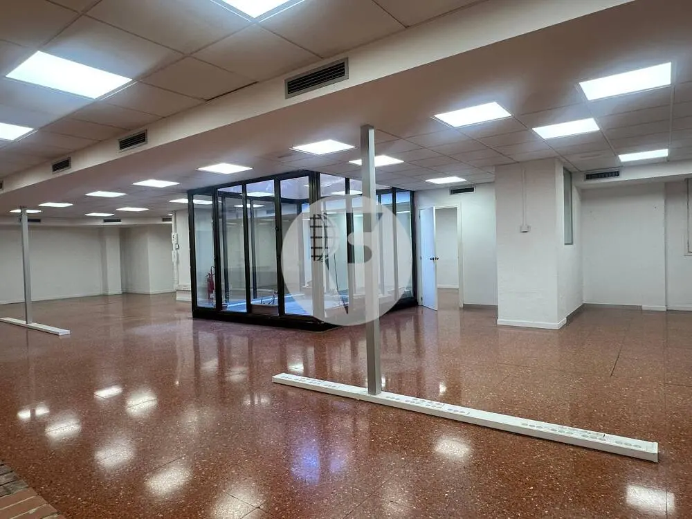 OFICINA PAU CLARIS, CENTRO BARCELONA - imagen 12