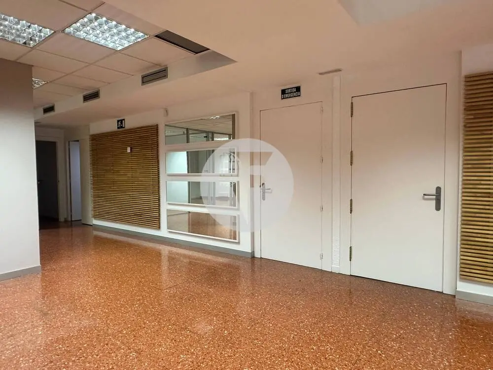 OFICINA PAU CLARIS, CENTRO BARCELONA - imagen 9