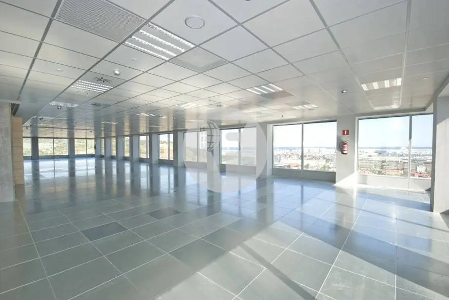 Oficina con vistas panorámicas en Torre Llevant. BCN Fira District. 9