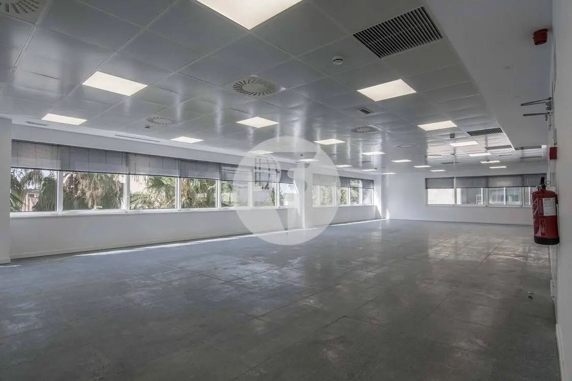 Oficina disponible en edificio Dublin dentro del complejo Parque Empresarial City Parc de Cornellà de Llobregat. Barcelona. 21