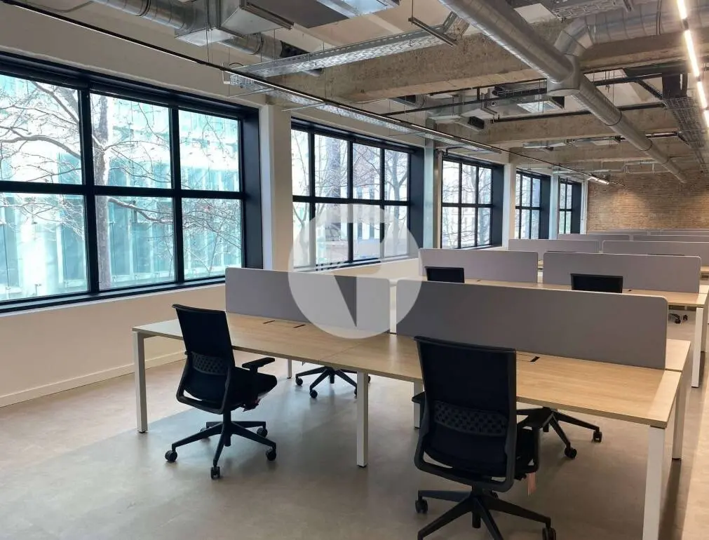 Oficina Plug&Play en edificio exclusivo de oficinas en pleno 22@ Barcelona - imagen 8