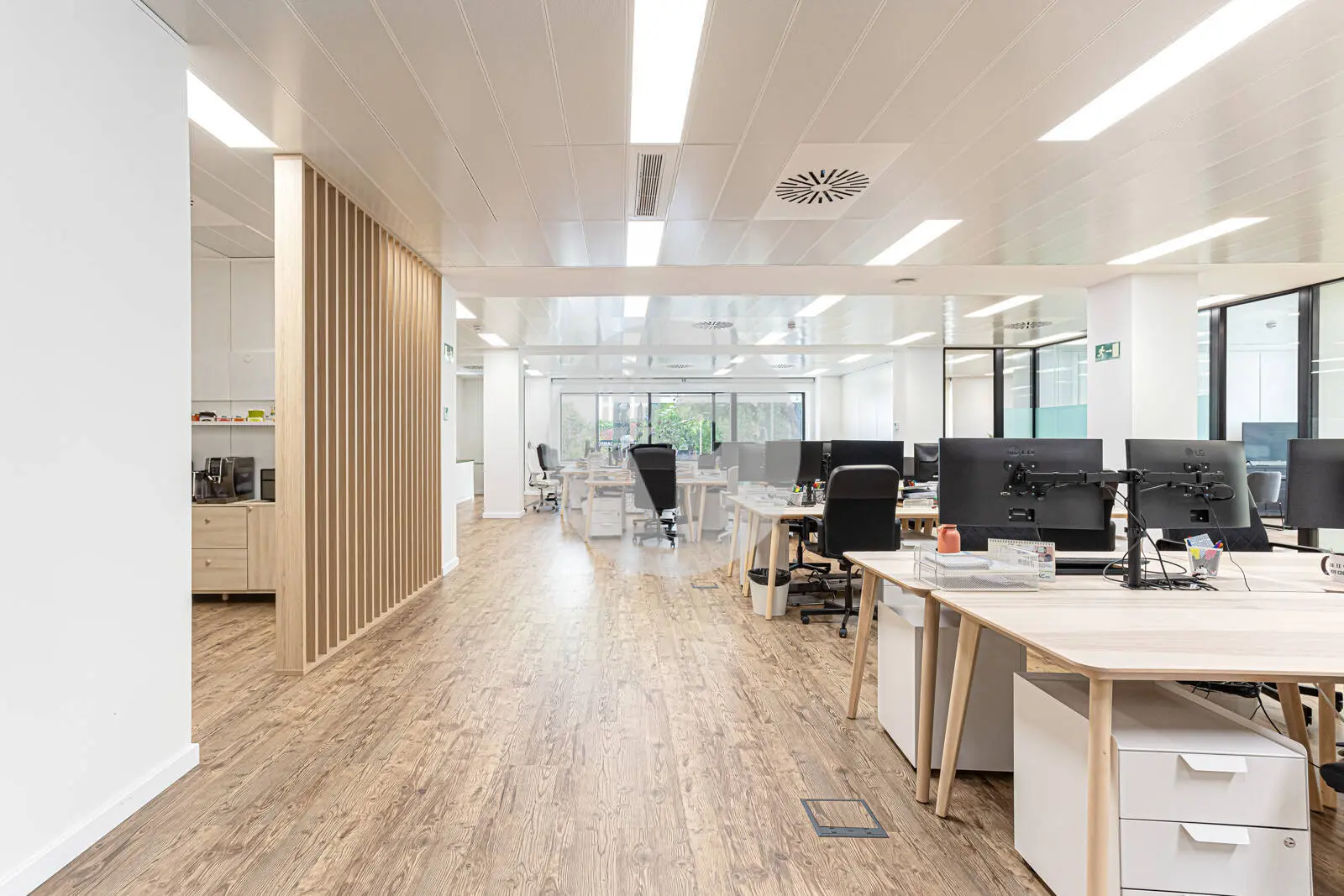 Estrena tu nueva oficina en edificio transformado. Oficinas modulables. Sant Cugat del Vallès. 11