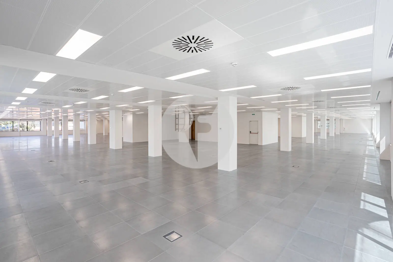 Estrena tu nueva oficina en edificio transformado. Oficinas modulables. Sant Cugat del Vallès. 13