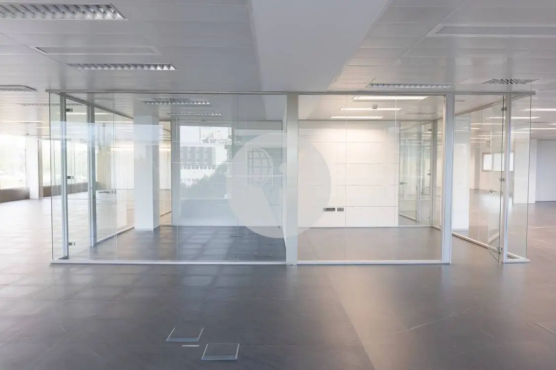 Oficina implantada en alquiler en nuevo edificio de oficinas. Sant Cugat del Vallés. 7